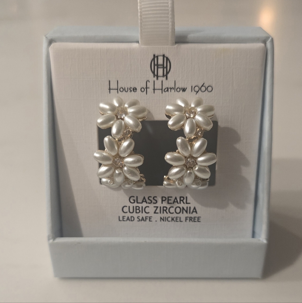 House of Harlow 1960 Glass Pearl Flower Earrings